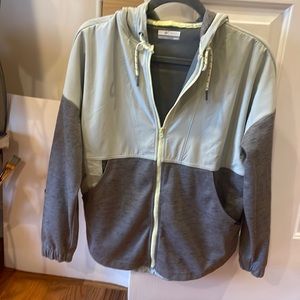 Colombia soft and stretchy sweater fits S/M